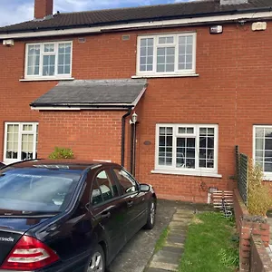 Entire Terraced Two Story Redbrick House With Parking In Secluded Cul De Sac Villa
